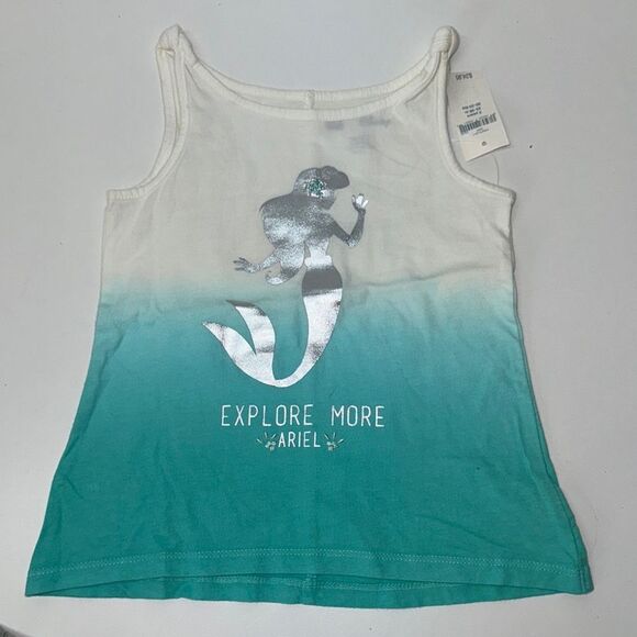 🔥GAP White and Green Tank Top with Graphic Design - Picture 1 of 3